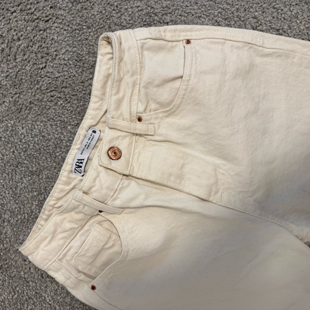 Zara Off-White Trousers